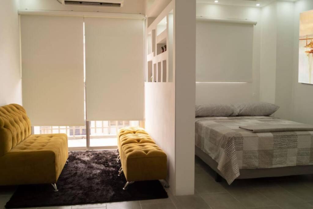 Remodeled Studio Apt In Guayaquil Centro W A View Екстер'єр фото